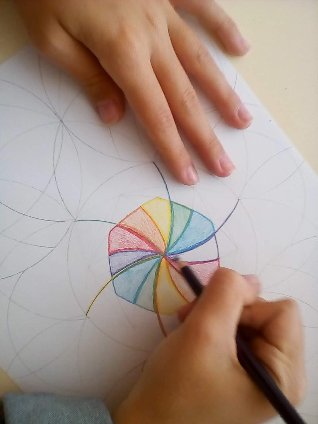 Mandala desenhada por uma Criança de 12 anos